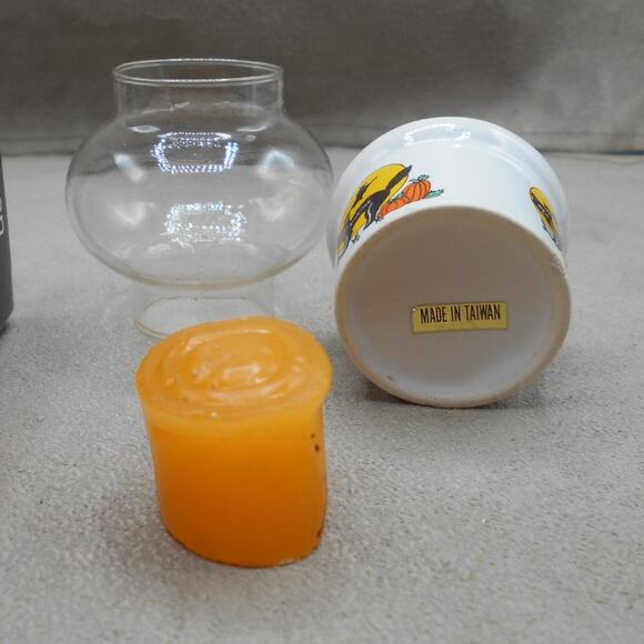 Vintage Halloween Black Cat Mini Hurricane Lamp Robert Alan Candle Co in Box - Picture 8 of 9